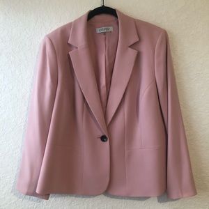 New Kasper Blazer